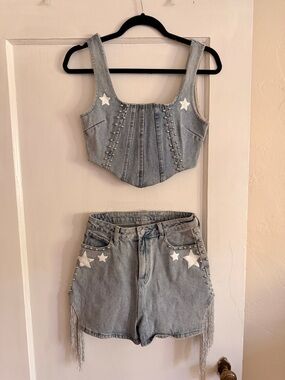 Denim Star-Embellished Crop Top and High-Waist Shorts Set - Light Blue